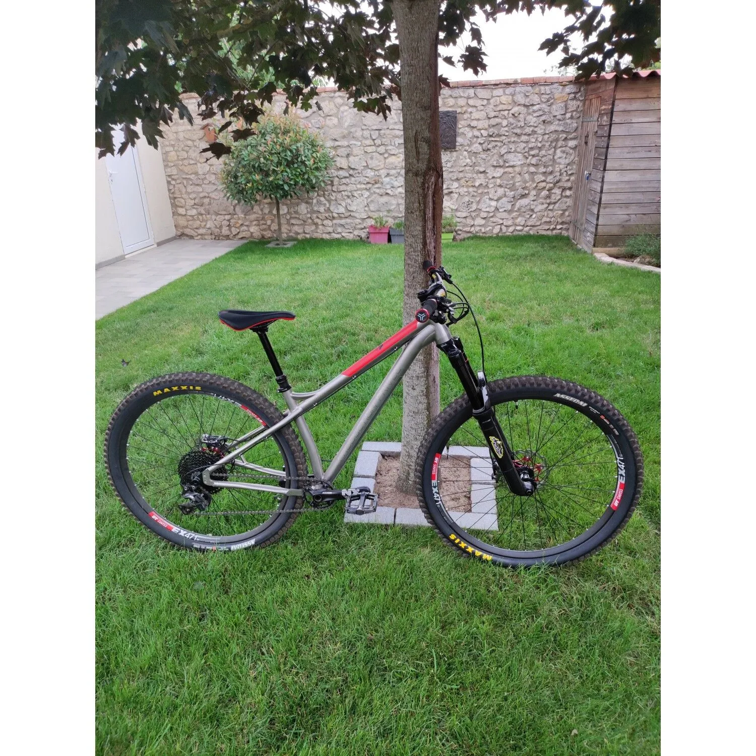 Giant VTT Semi-rigides - M - 29''