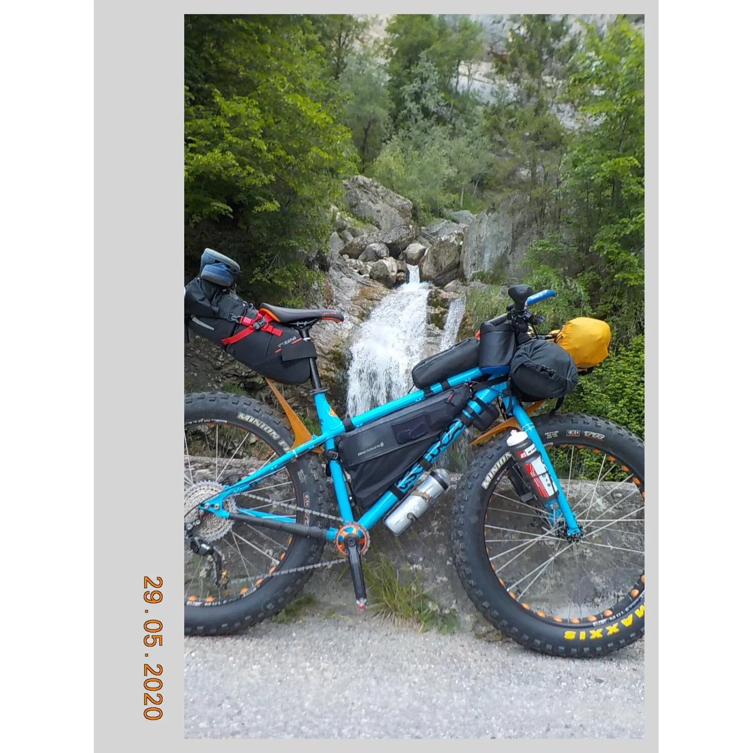 Giant VTT Semi-rigides - L - 26''