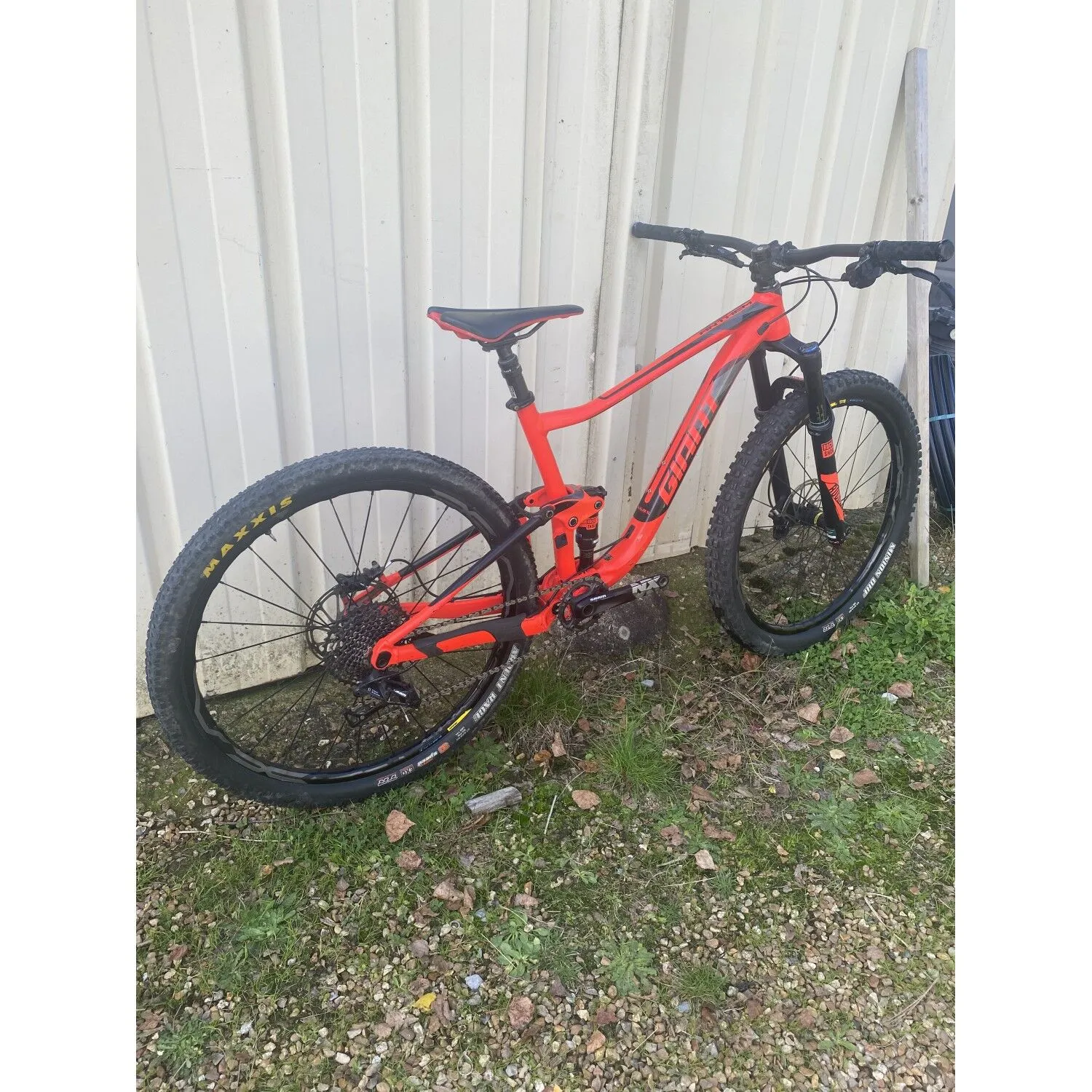 VTT Tout Suspendus Giant - M - 27.5''