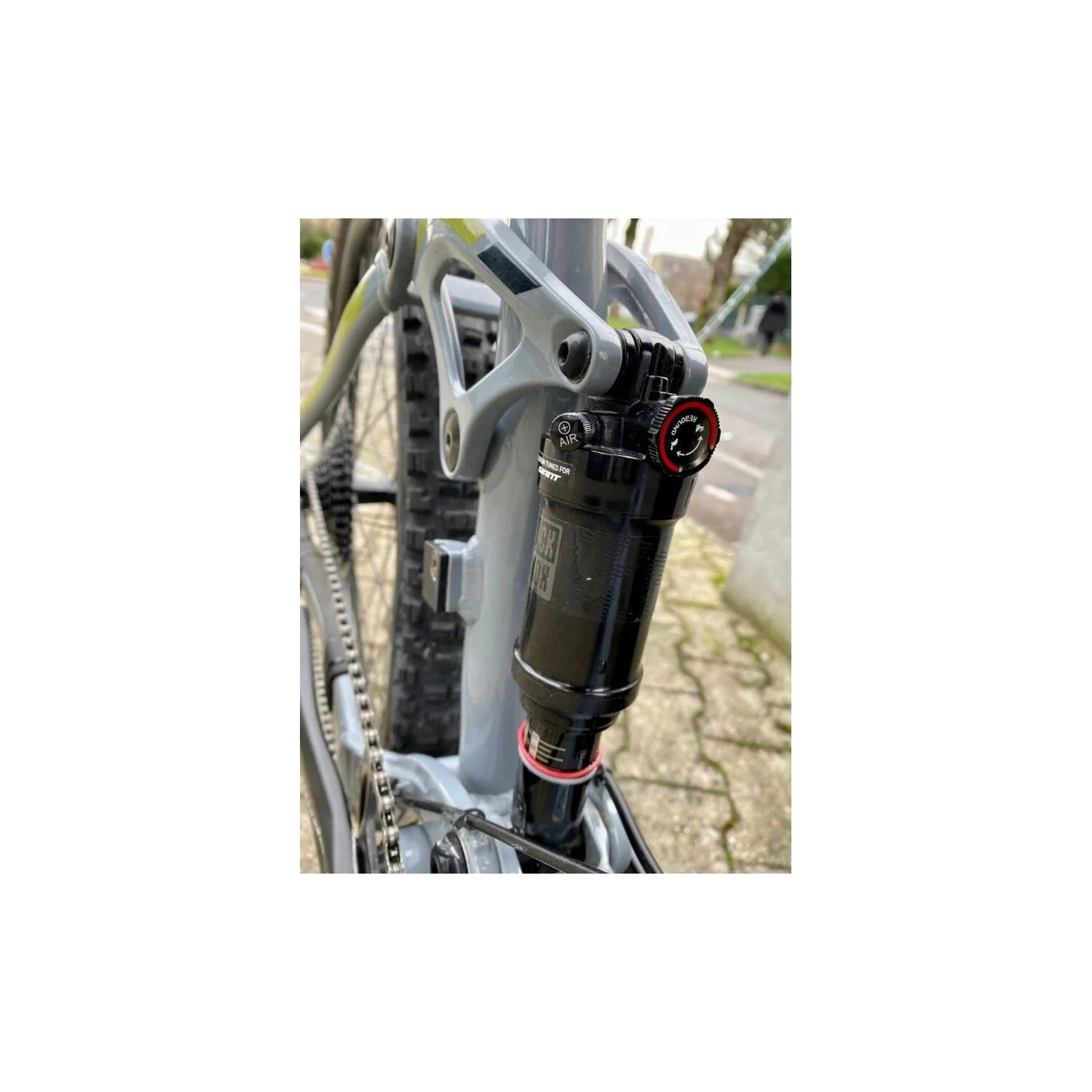 VTT Tout Suspendus Giant - M - 27.5'' – Image 3