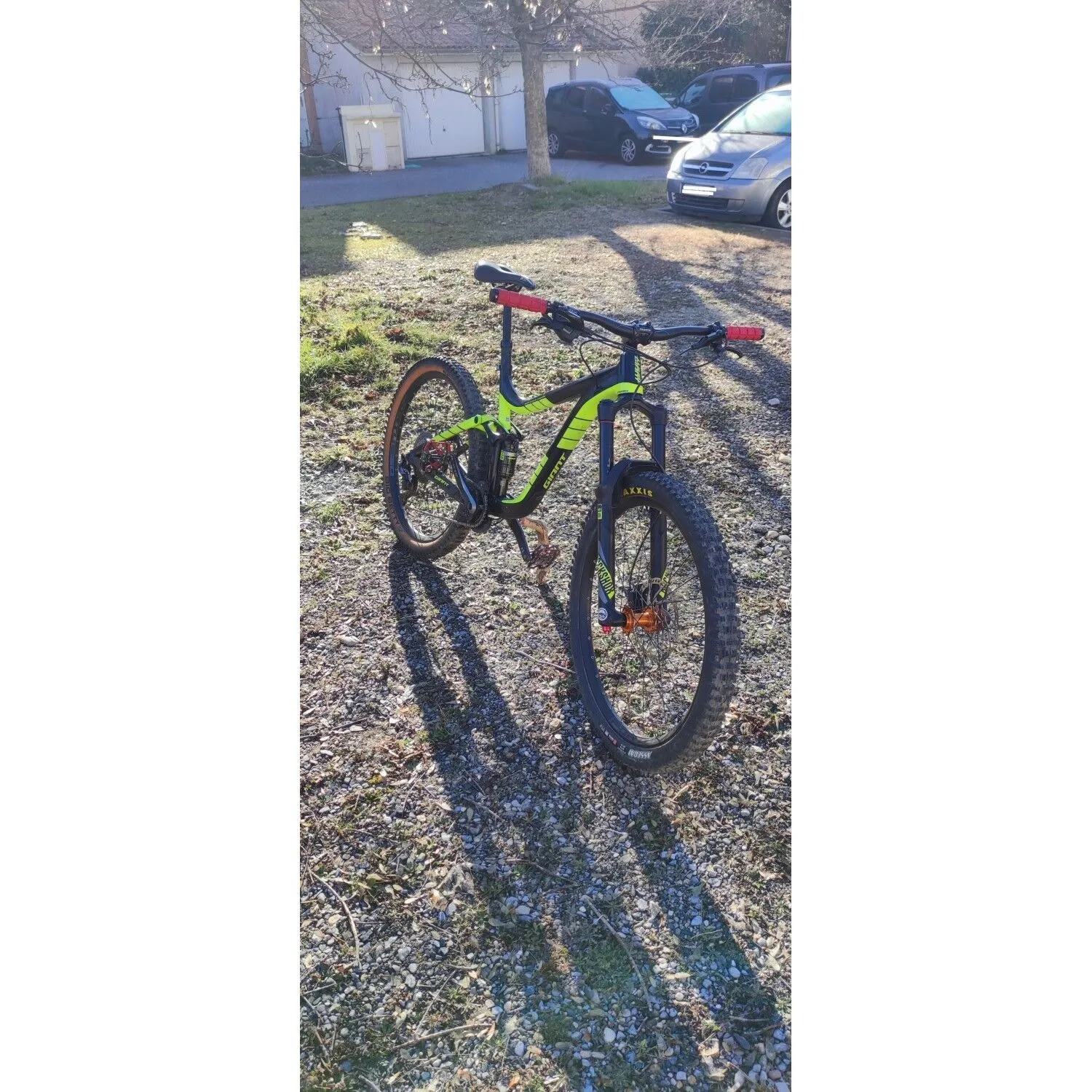 VTT Tout Suspendus Giant - M - 27.5''