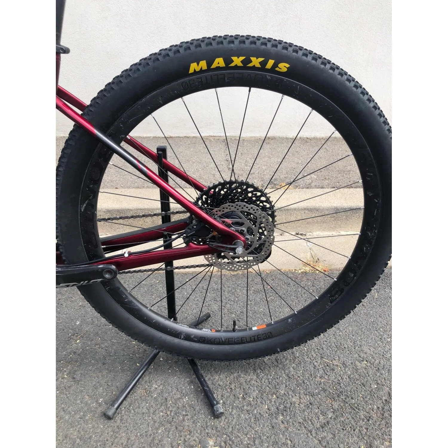 Giant VTT Semi-rigides - M - 29'' – Image 6