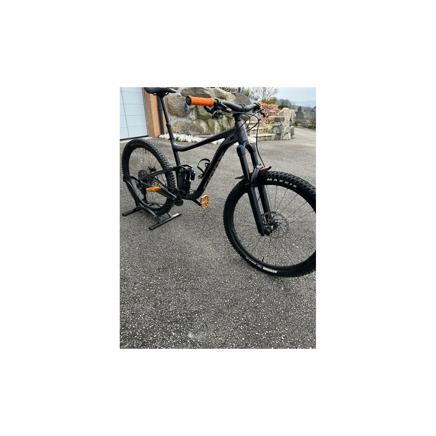VTT Tout Suspendus Giant - L - 29''